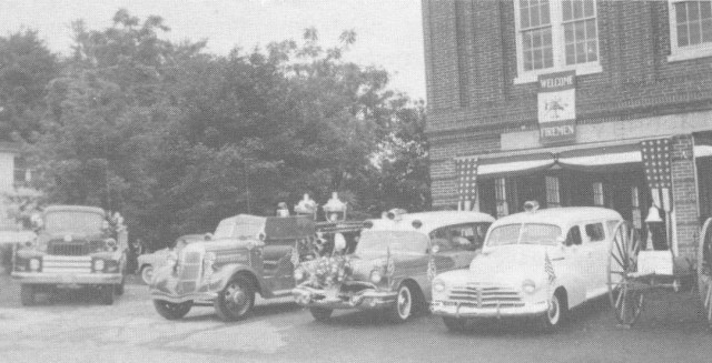 July 1956 ambulance housing. L to R: '51 International Pumper, '37 Reo Pumper, '56 Pontiac, '48 Chevy, '93 Hose Cart.